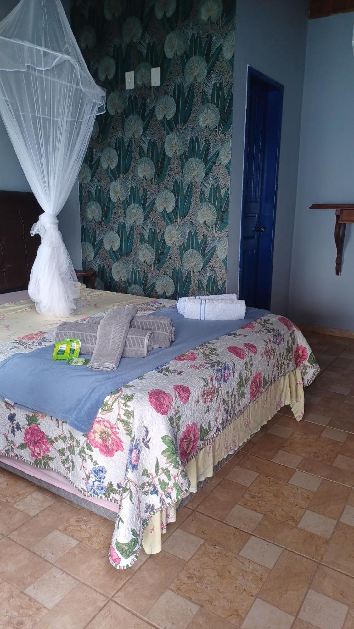 Saracura Hotel Praia de Aracatiba Bilik gambar