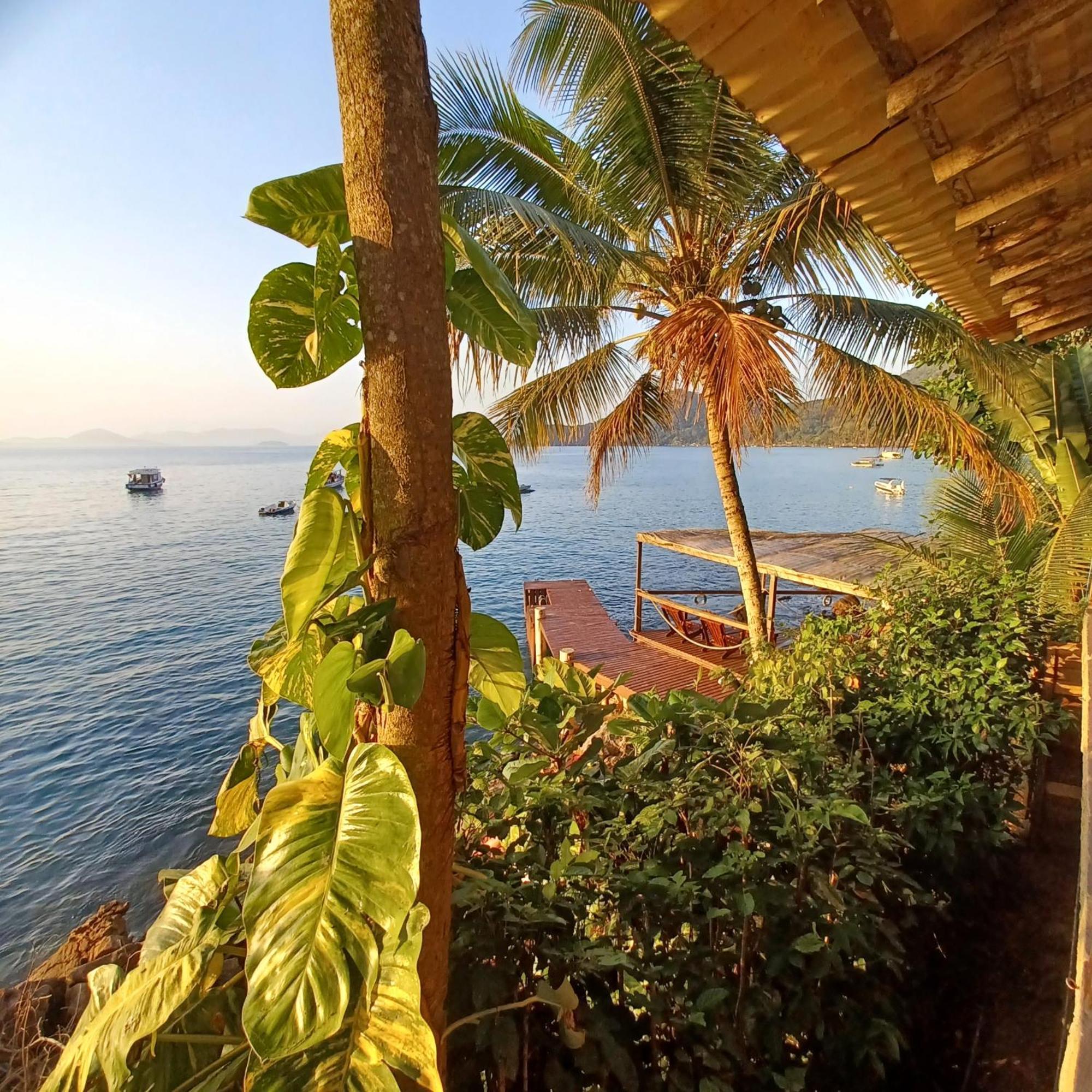 Saracura Hotel Praia de Aracatiba Bilik gambar