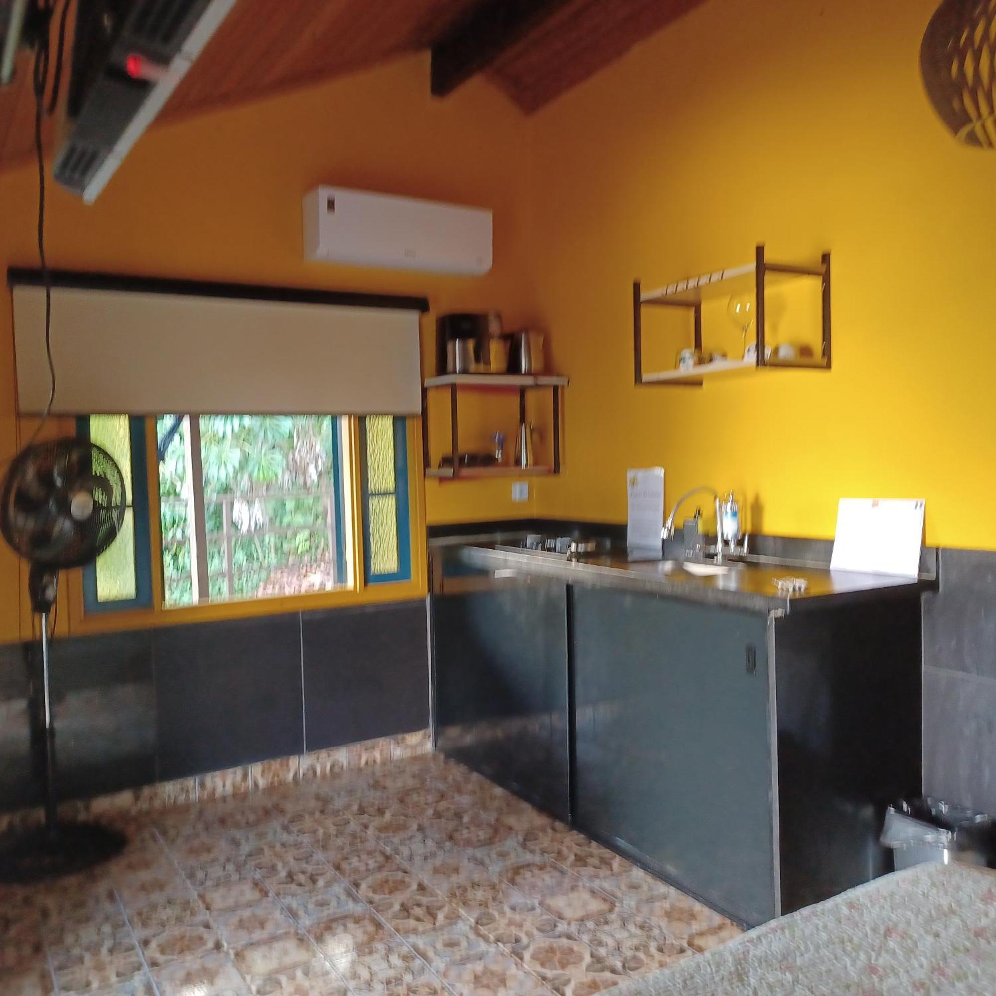 Saracura Hotel Praia de Aracatiba Bilik gambar